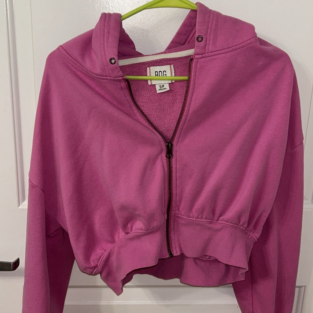 Urban outfitters - cropped zip up